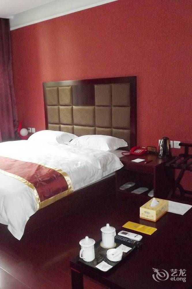 Xipuxing Pudi Hotel Экстерьер фото