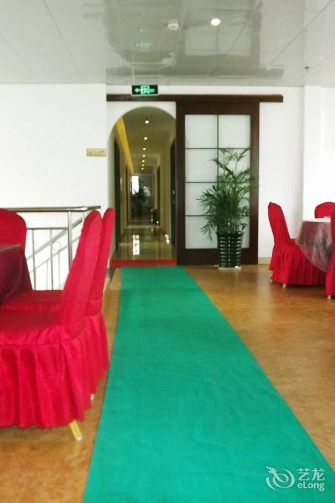 Xipuxing Pudi Hotel Экстерьер фото